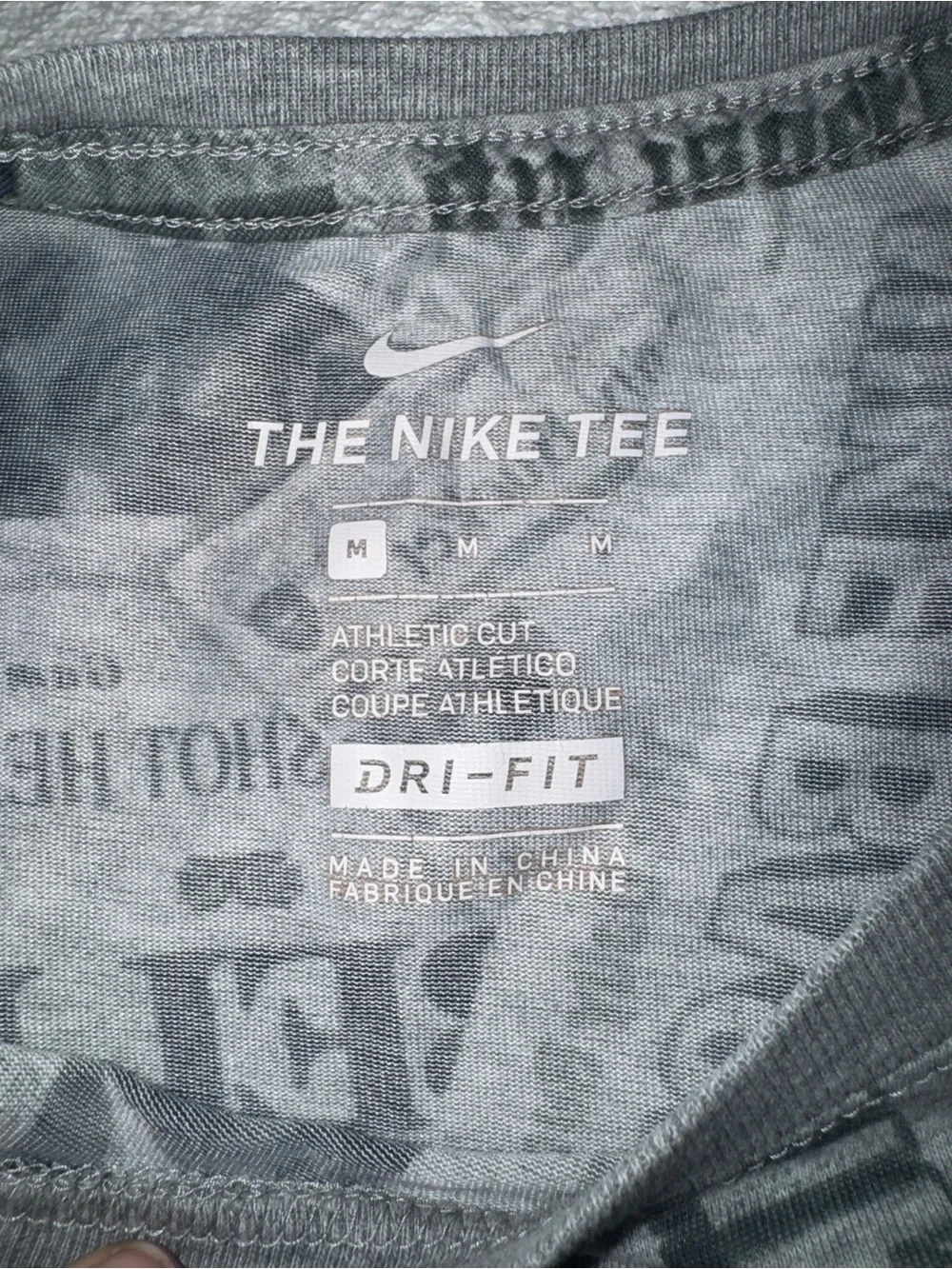 Nike Kyrie Irving Basketball Graphic T-Shirt